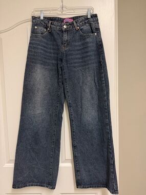 Edikted Wide-Leg Jeans in Dark Blue Wash